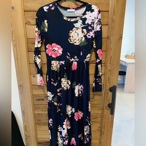 NWOT Maxi Dress